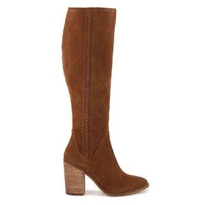 NWT Steve Madden Suede Boots